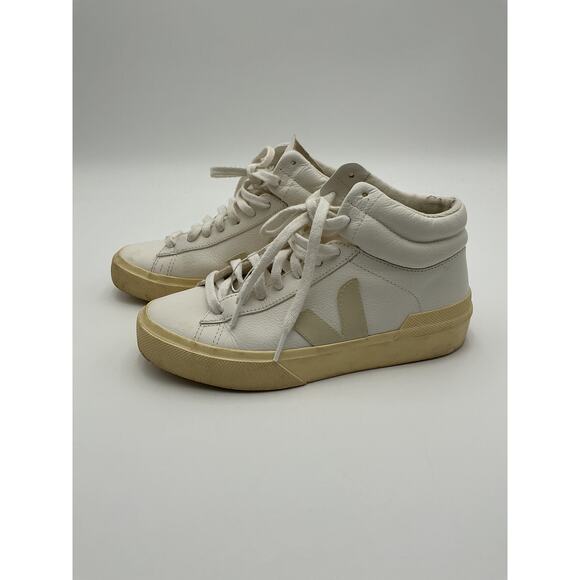 Veja 'Minotaur' White Leather Rubber-Trimmed Leather Sneakers Size 6 - Picture 1 of 5